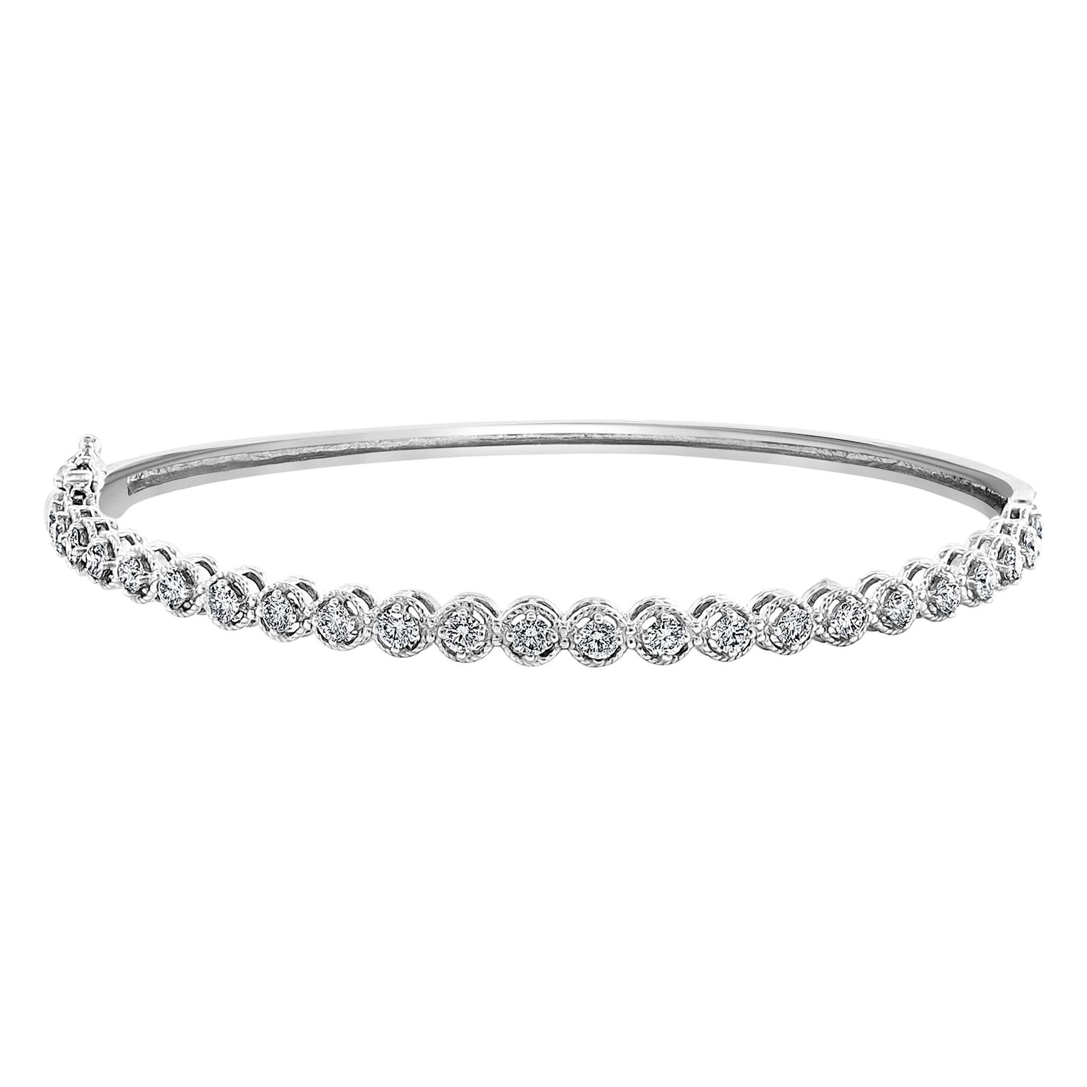0.88 Carat Round Cut Diamond Bangle in 14K White Gold For Sale