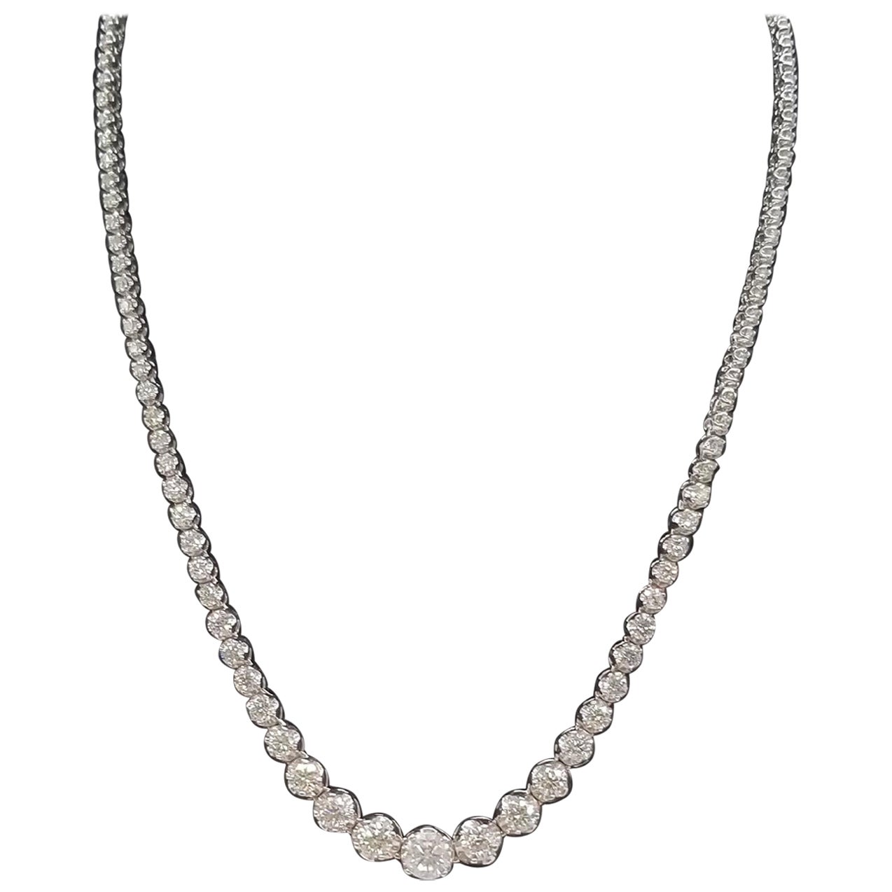 8.40 Carat Diamond Graduated Riviera Tennis Necklace 14 Karat White Gold For Sale