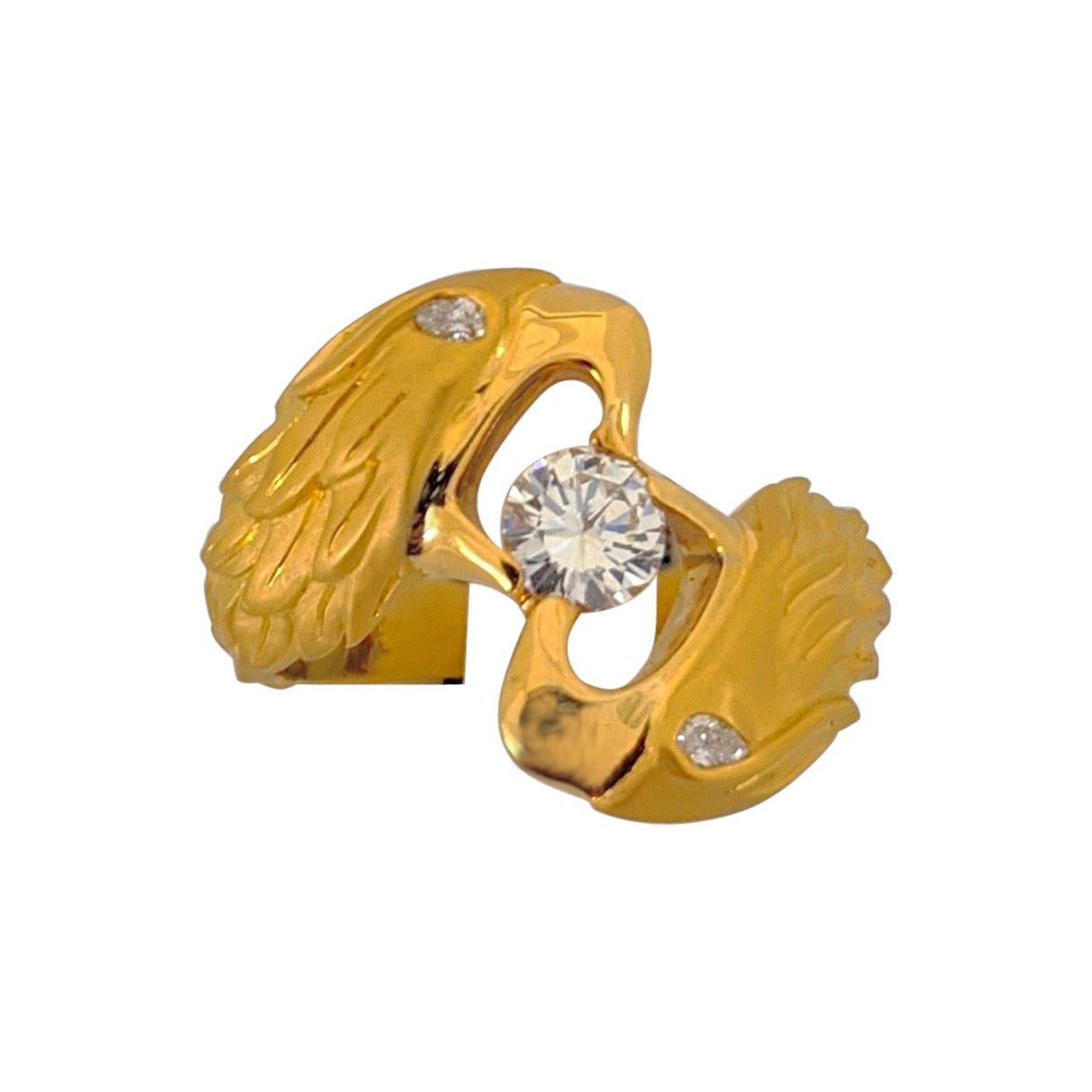 Carrera Y Carrera 18 Karat Yellow Gold Twin Parrot Ring 0.46 Ct Diamond Center For Sale