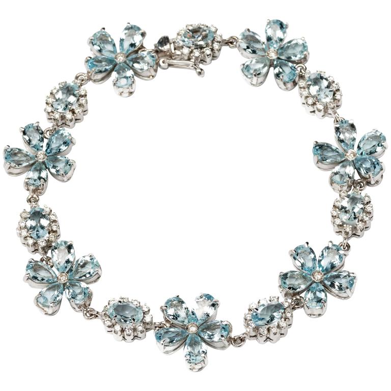 Flower Shape Aquamarine Diamond Gold Bracelet For At 1stdibs Flower Shape Aquamarine Diamond Gold Bracelet For