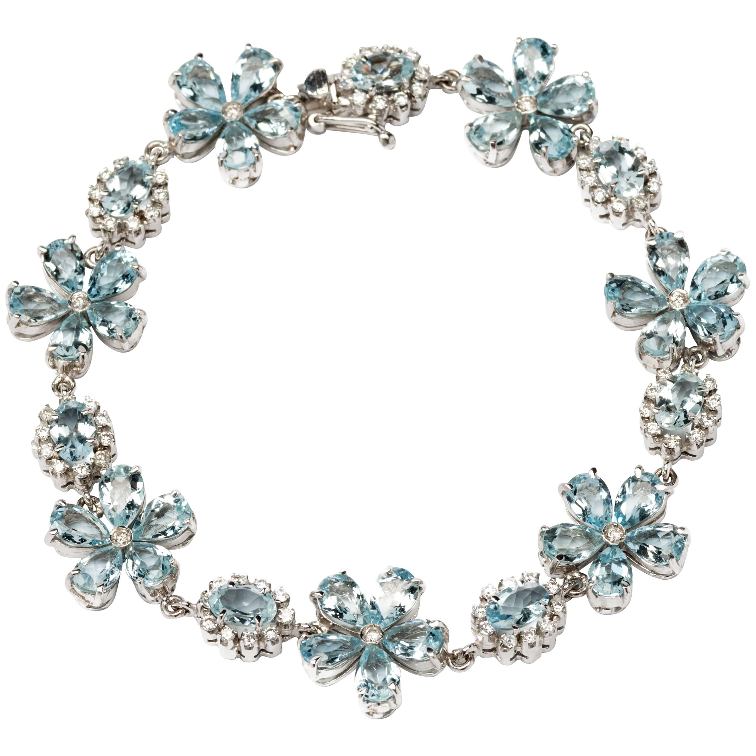 Flower Shape Aquamarine Diamond Gold Bracelet For Sale