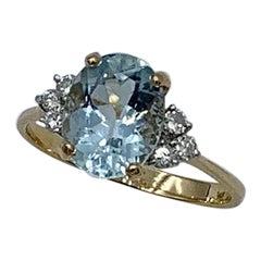 2 Carat Aquamarine 6 Diamond Ring 14 Karat Gold Hollywood Regency