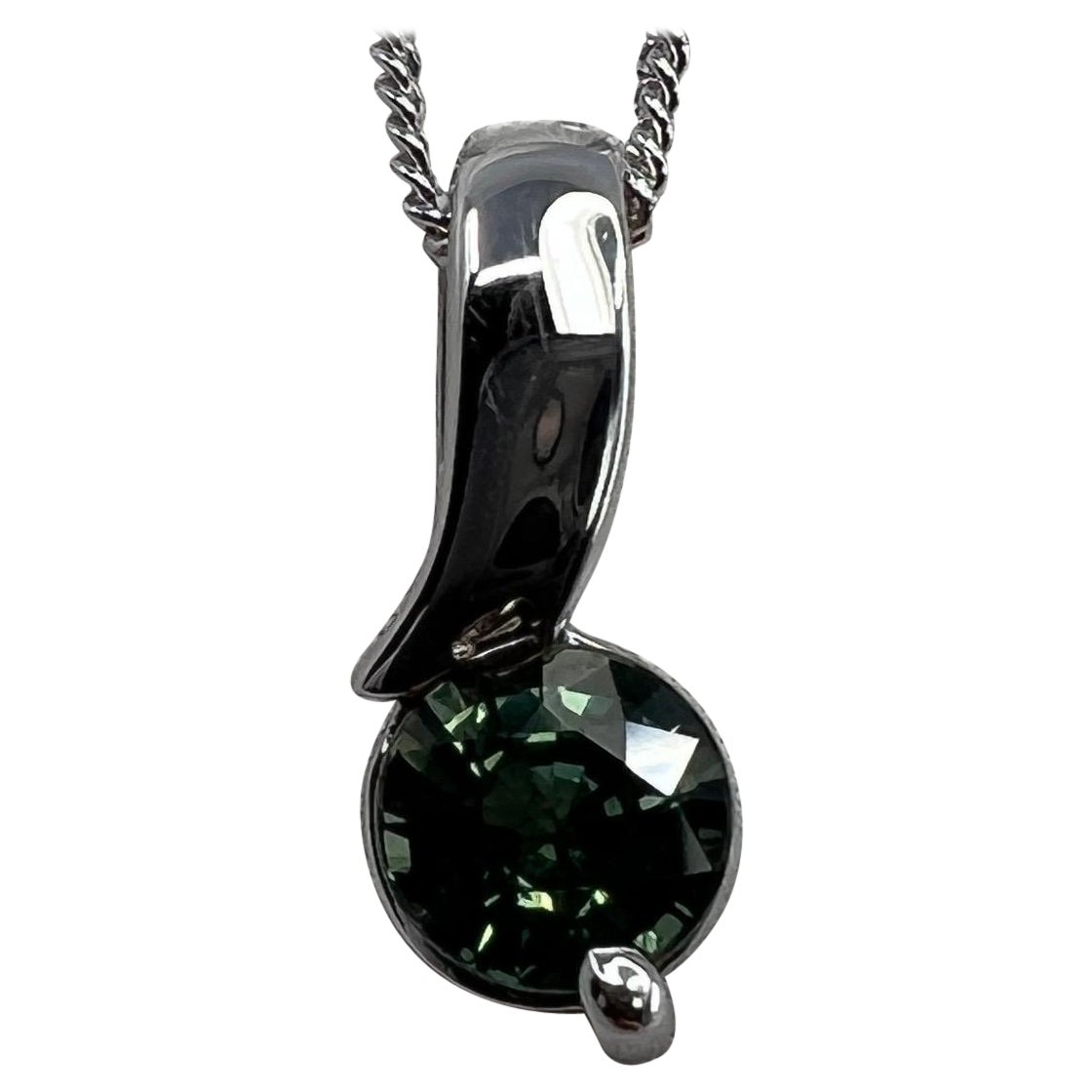 Vivid Green Blue Untreated Australian Sapphire 18k White Gold Solitaire Pendant For Sale