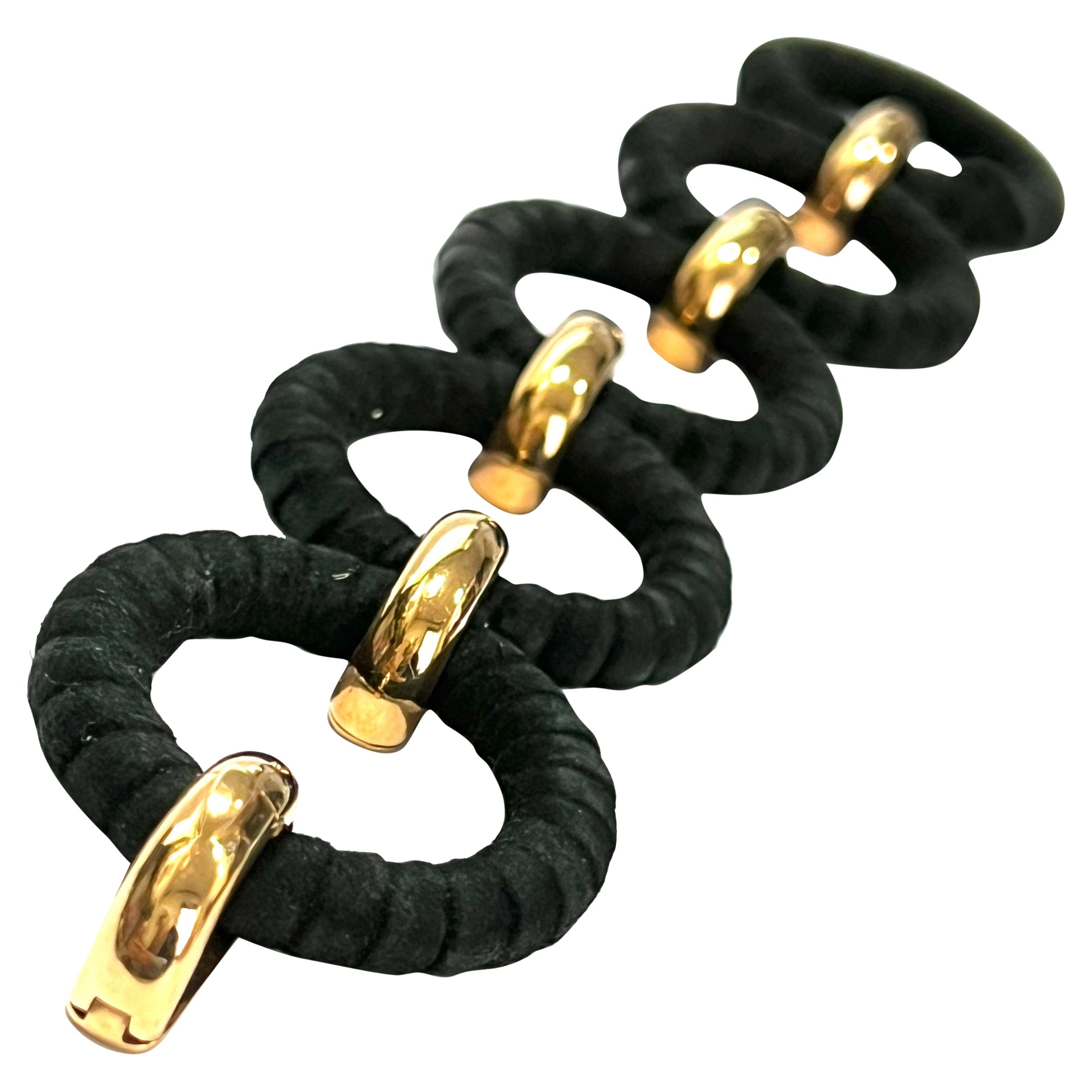 Bracelet avec maillons ronds en cuir noir combinés à des maillons en or rose 18 carats en vente