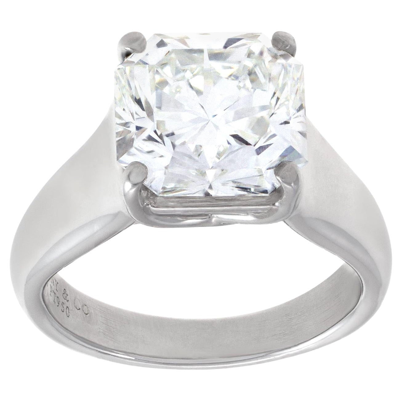 Tiffany & Co. "Lucida"  diamond engagement ring set in Platinum 4.30 carats