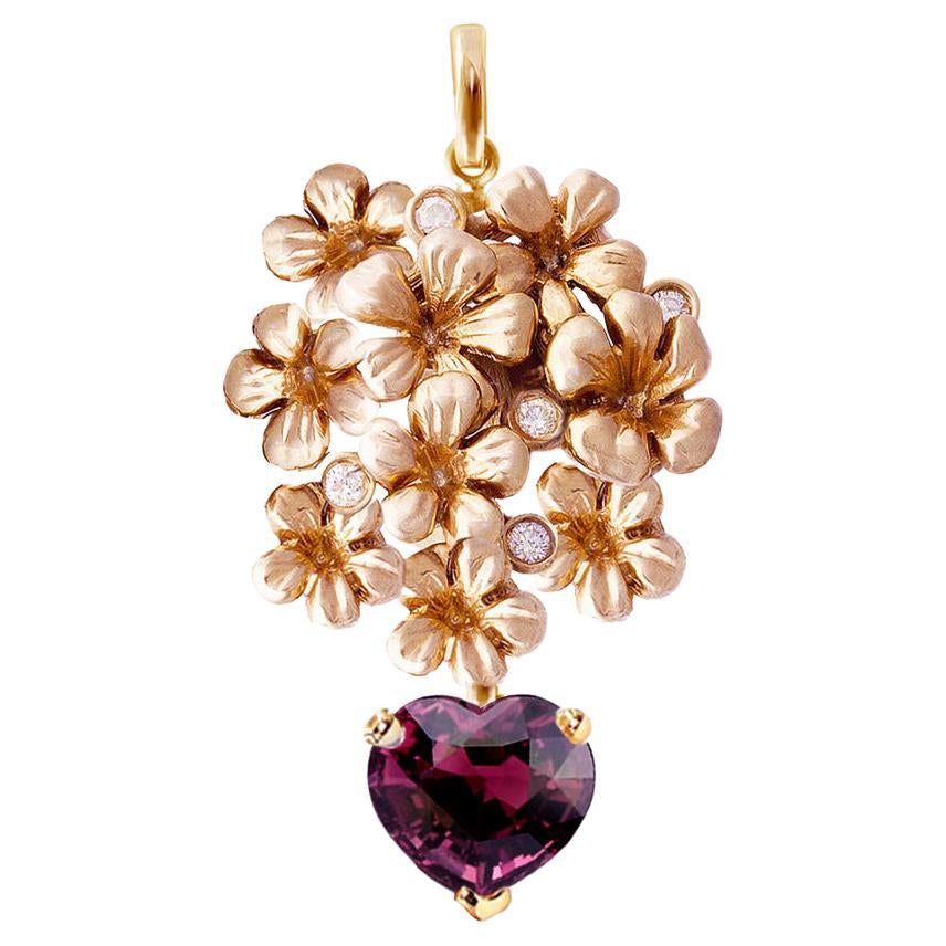 18 Karat Rose Gold Pendant Necklace with Diamonds and Heart Cut Rubellite For Sale