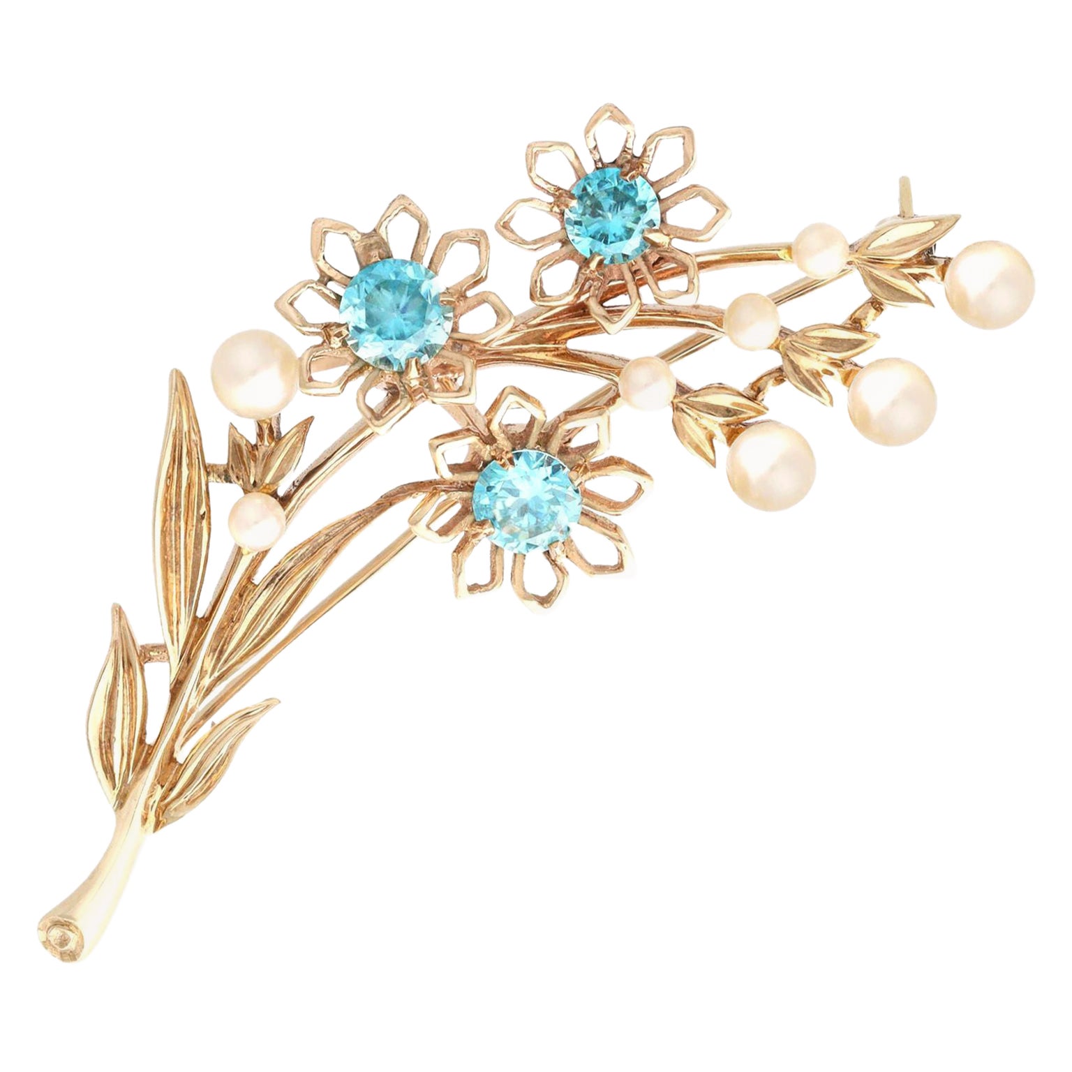 Vintage 1.61 Carat High Zircon and Pearl Yellow Gold Brooch For Sale