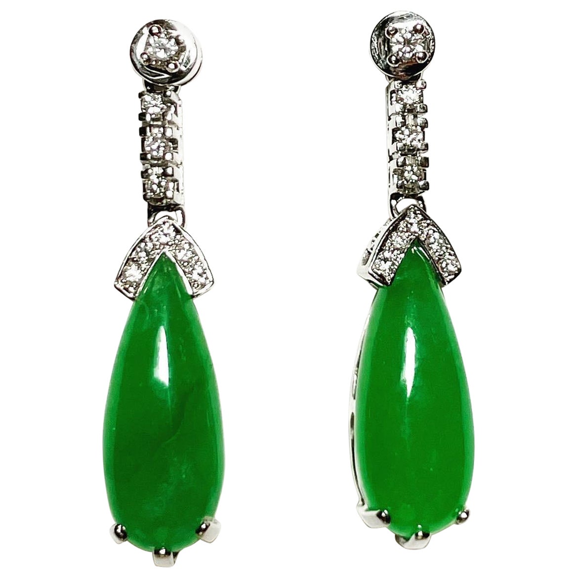 1960s Green Jadeite jade Diamonds 18k White Gold Stud Pear Drop Long Earrings