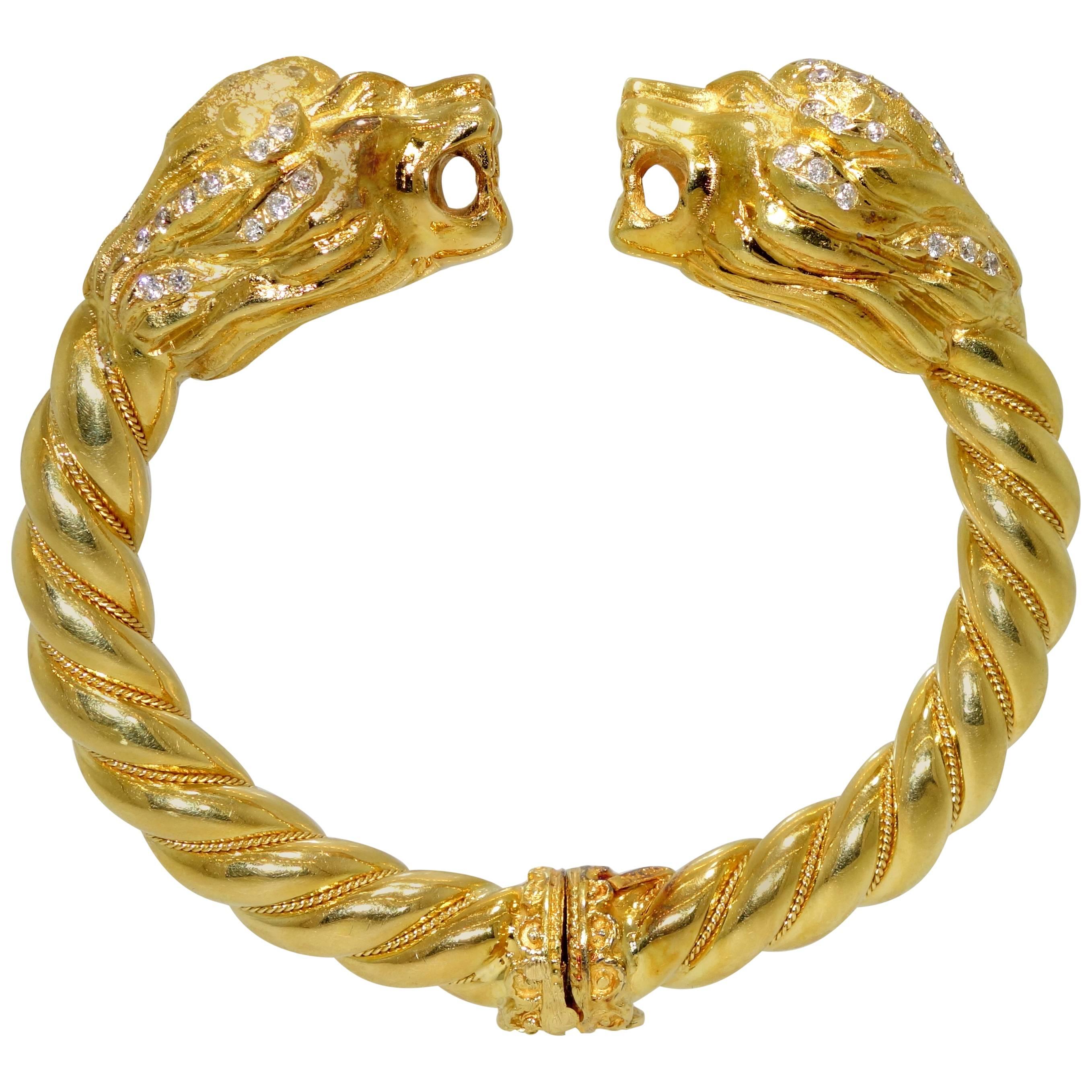  Lion's head gold bangle bracelet