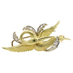 Vintage 18Kt Yellow Gold, Diamonds and Emerald Swan Brooch