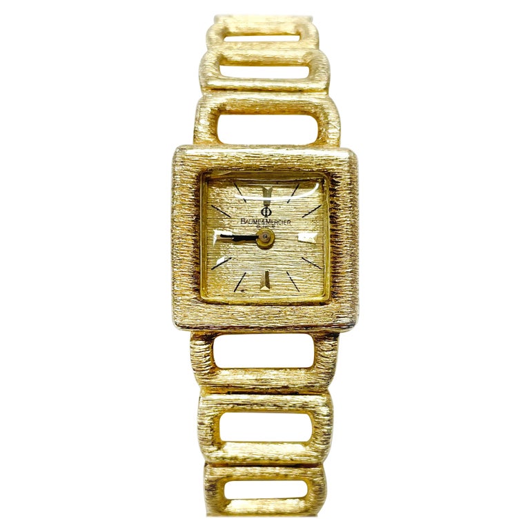 Baume et Mercier Yellow Gold Wristwatch For Sale