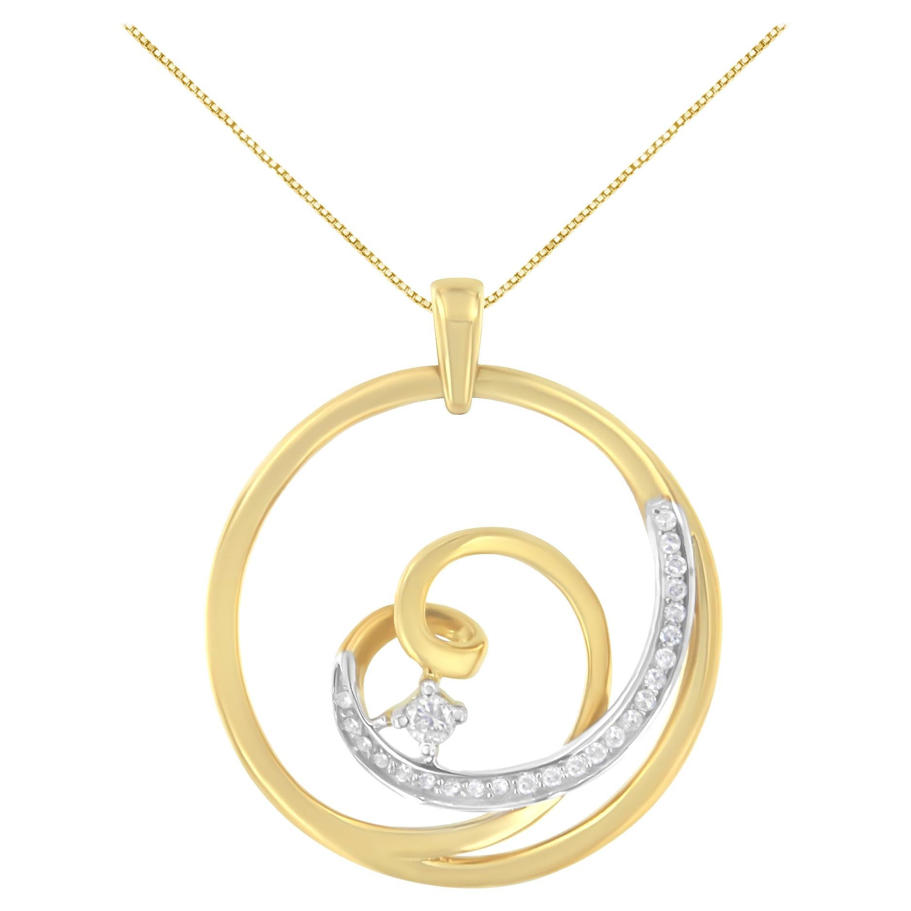 10k Yellow Gold 1/6 Carat Diamond Heart Circle Pendant Necklace For Sale