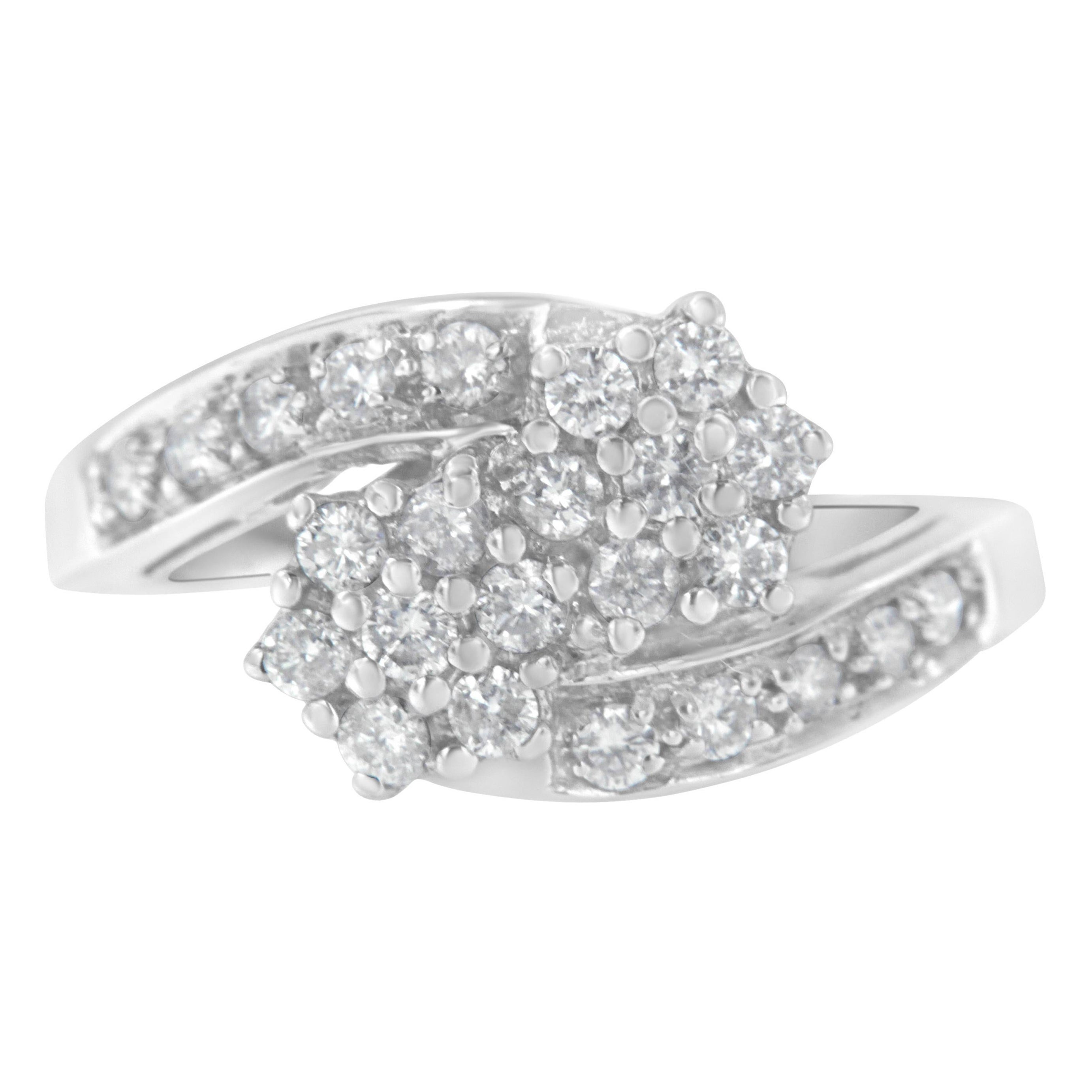 14K White Gold 7/8 Carat Diamond Cluster Ring Band For Sale