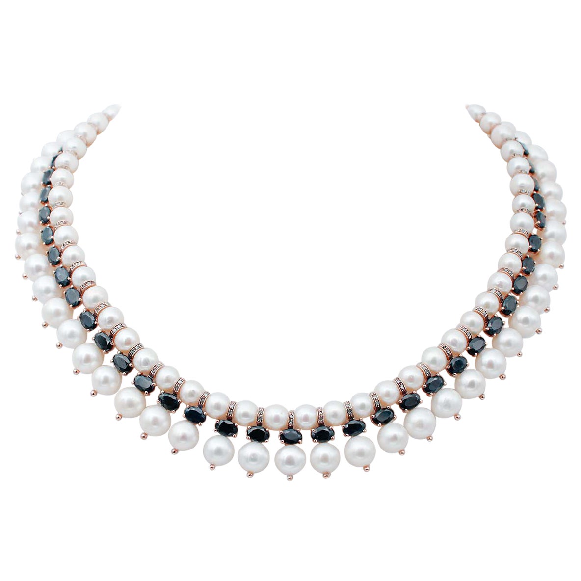 Blaue Saphire, Diamanten, weiße Perlen, 9Kt Rose Gold und Silber Retrò Halskette im Angebot