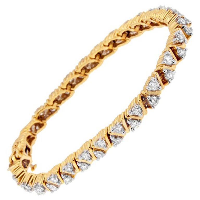 14K Yellow Gold 4.0 Carat Round-Cut Diamond Bracelet For Sale