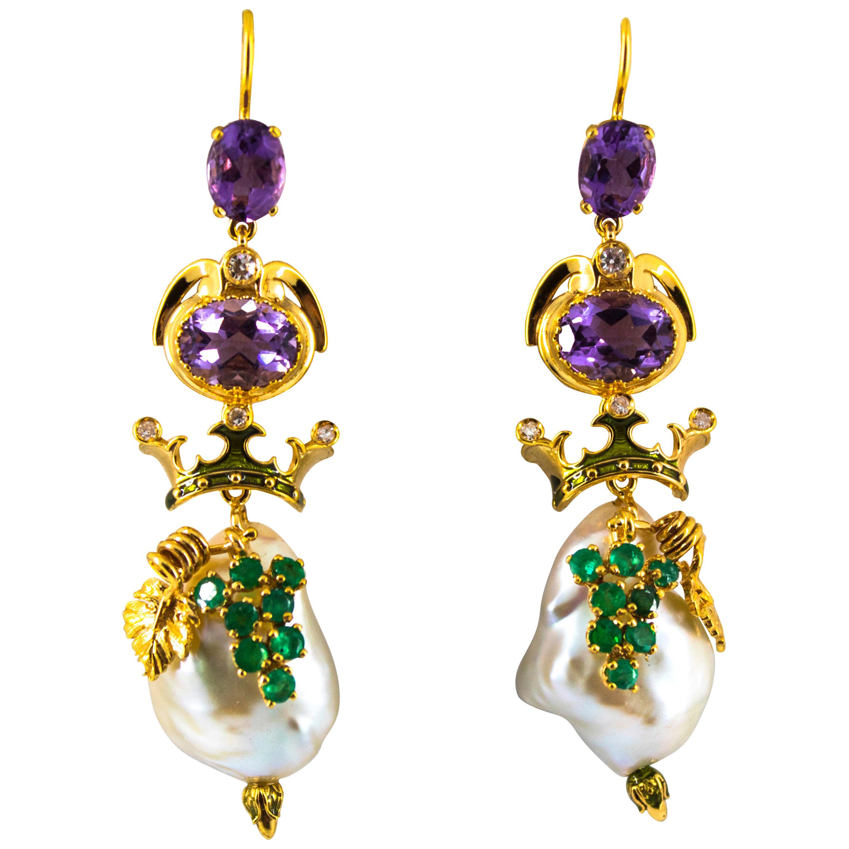 Pendientes de Oro Amarillo Estilo Art Nouveau Esmeralda Amatista Perla Diamante Blanco