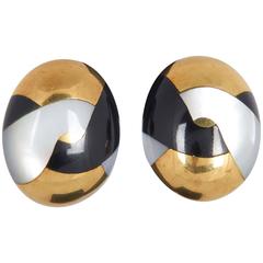 Tiffany & Co. 1980s Mother of pearl and Black Onyx Earrings 6