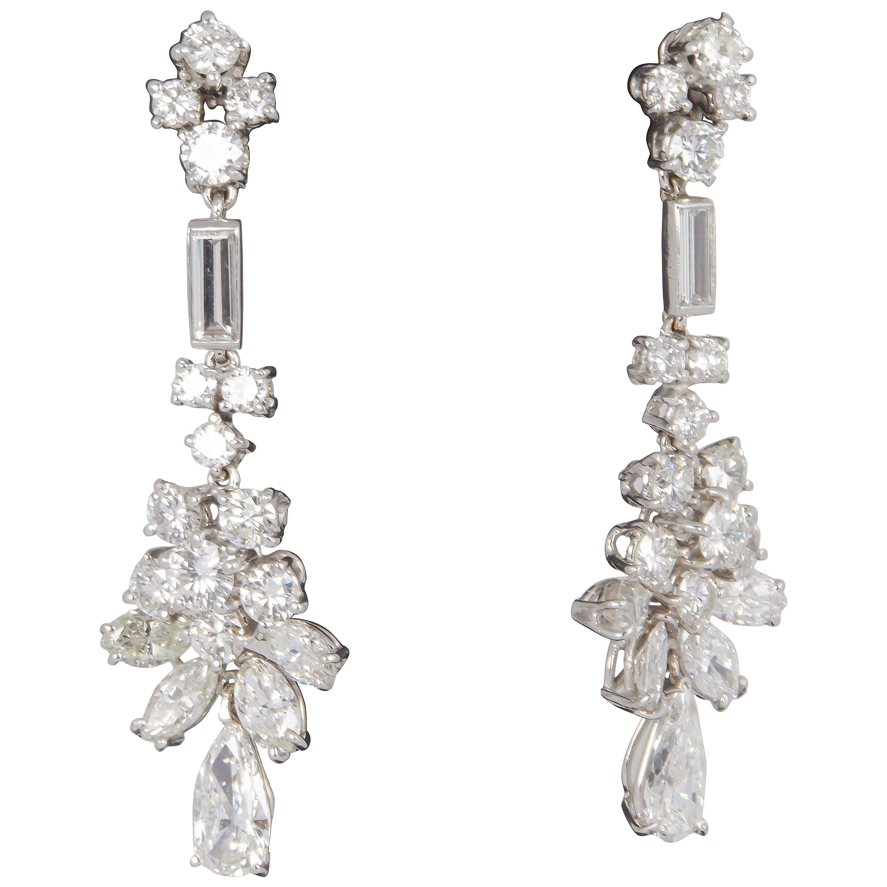 1950s Diamond Platinum Dangle Earrings  For Sale