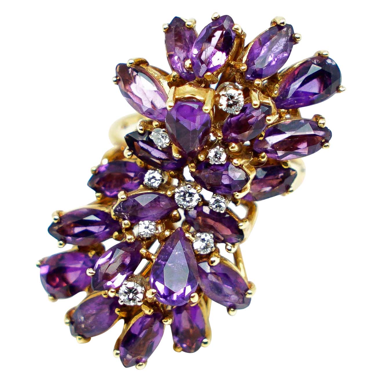 Flower Ring in Gold 18 Karats with Ornamental Amethysts and Diamonds ...