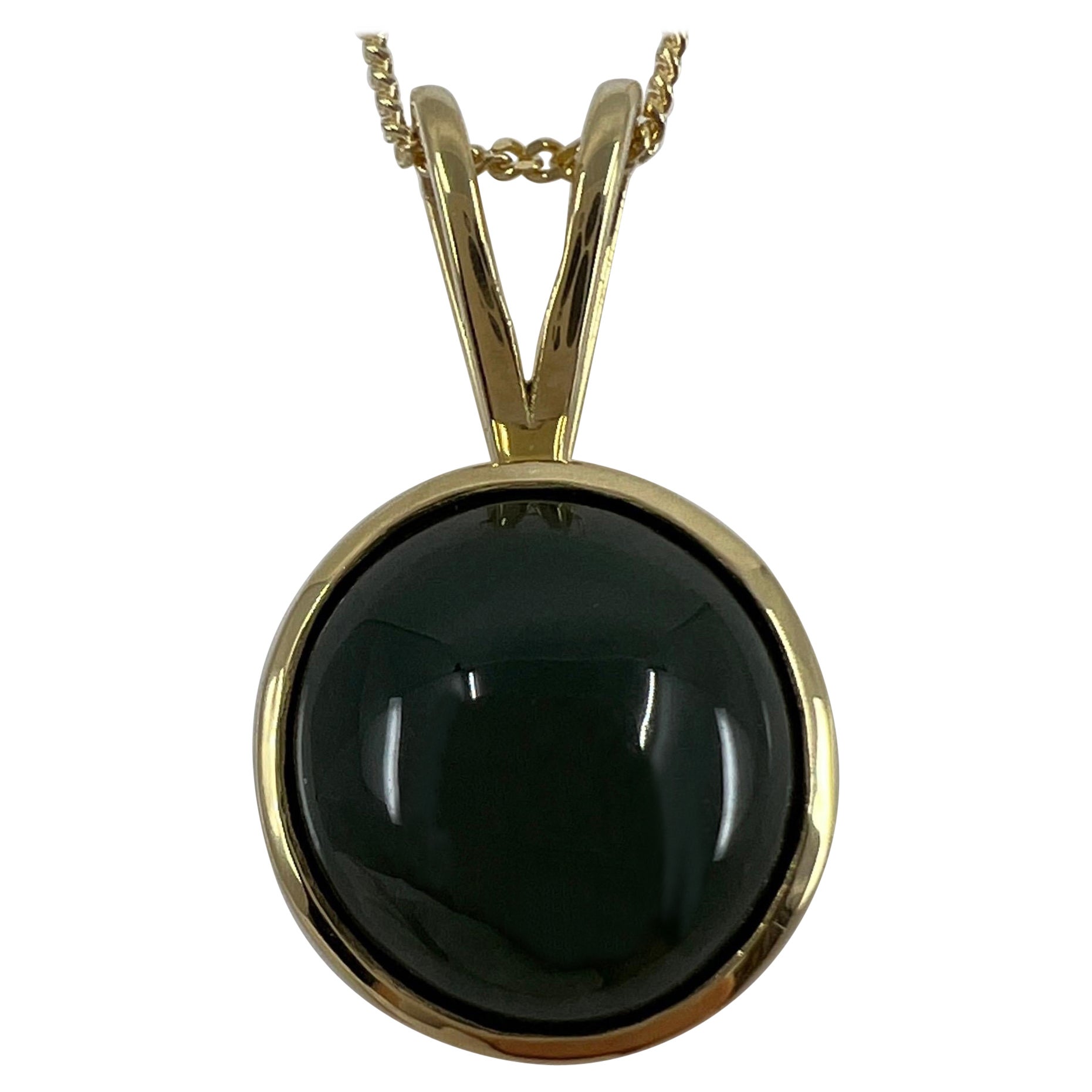 GIA Certified 4.94ct Untreated Jadeite A Grade 18k Yellow Gold Round Pendant For Sale