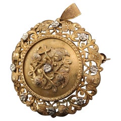 Antike viktorianische gravierte filigrane florale Anstecknadel und Anhänger, 18 Karat Gelbgold