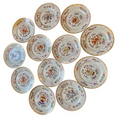 Set of Twelve Samson Chinese Export Style Porcelain Armorial Dinner Plates 9 3/4