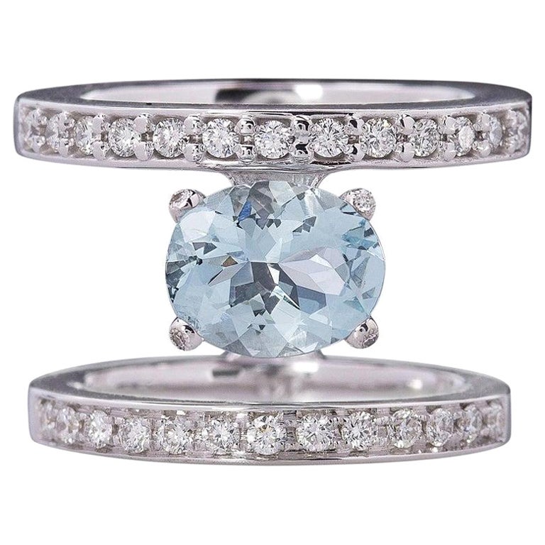Anillo de diseño con diamantes blancos de oro blanco de 18 quilates y 3,1 quilates de aguamarina 0, 65 quilates en venta