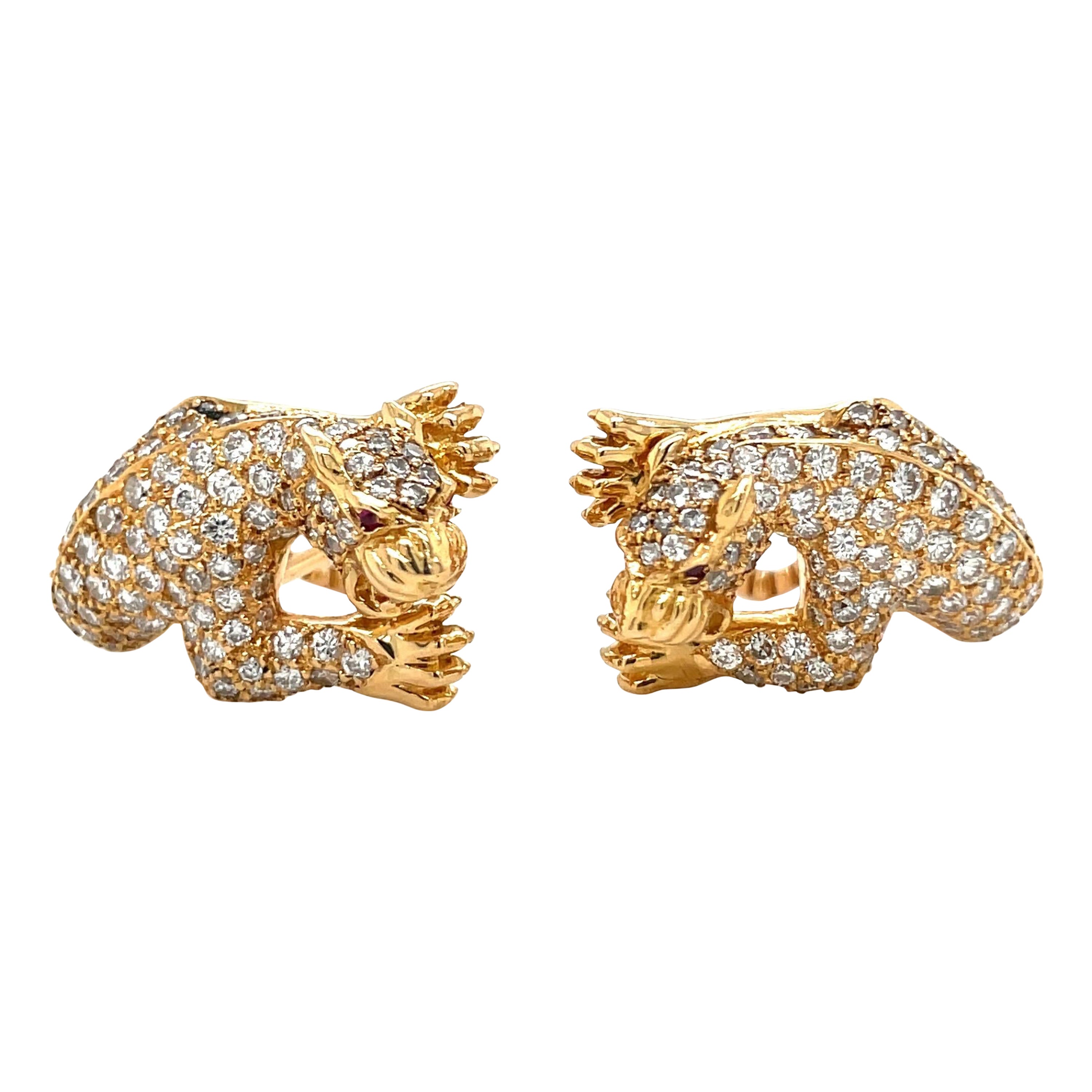 Carrera Y Carrera 18 KT Yellow Gold 2.75 Ct. Full Pave Diamond Panther Earrings For Sale