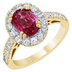 2.97 Carat Spinel Diamond 18 Karat Yellow Gold Engagement Ring