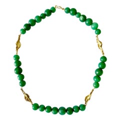 Vintage Green Aventurine 18 Karats Yellow Gold Necklace