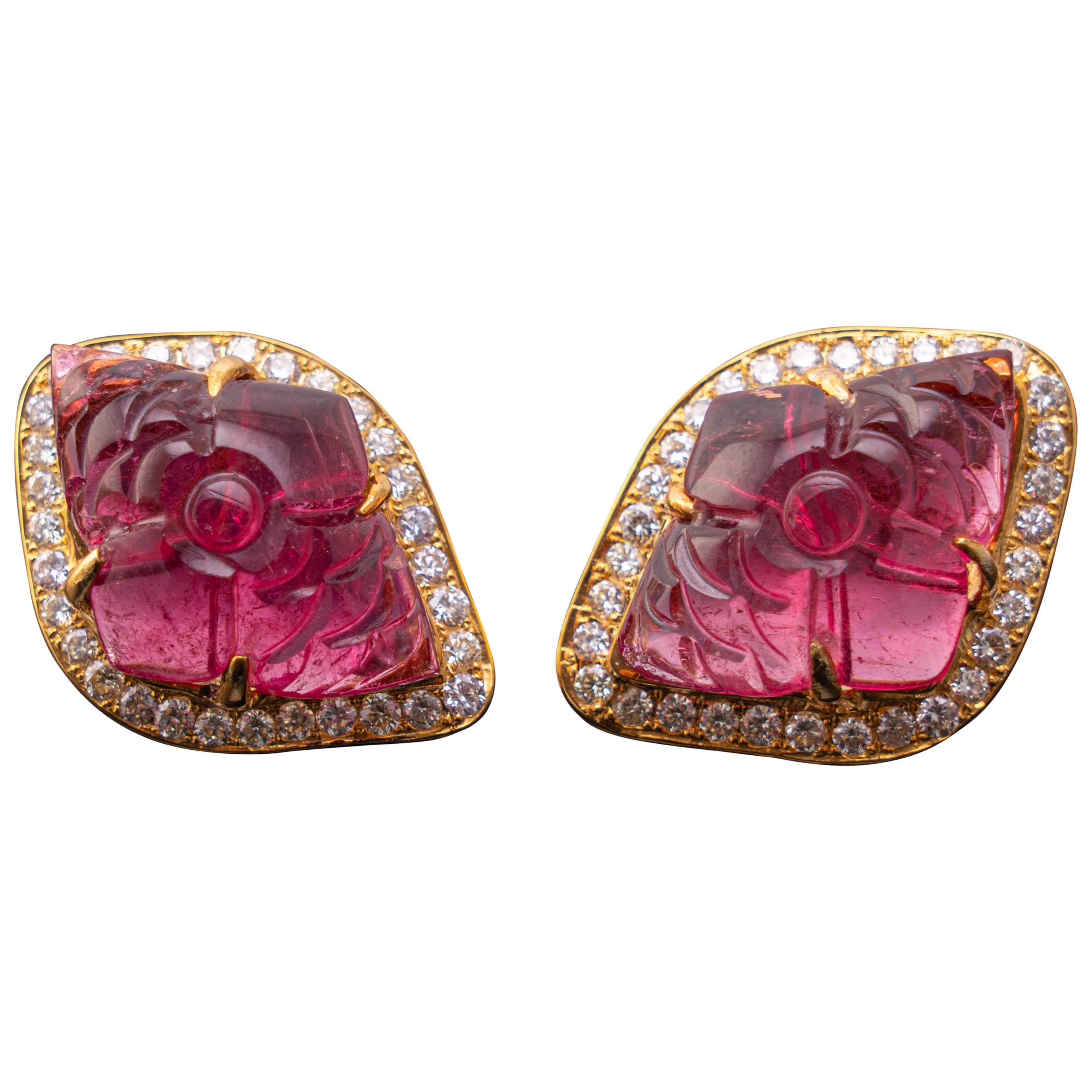 Certified Carved Ruby and Diamond Earring in 18 Karat Yellow Gold For Sale