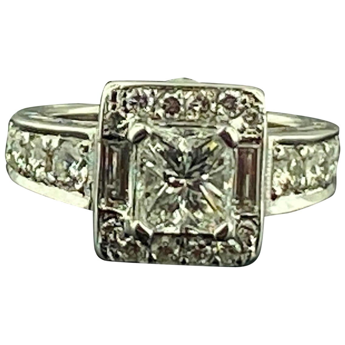 14KT White Gold Ring with 1.75 ct Princess Cut  and 24 Diamonds For Sale