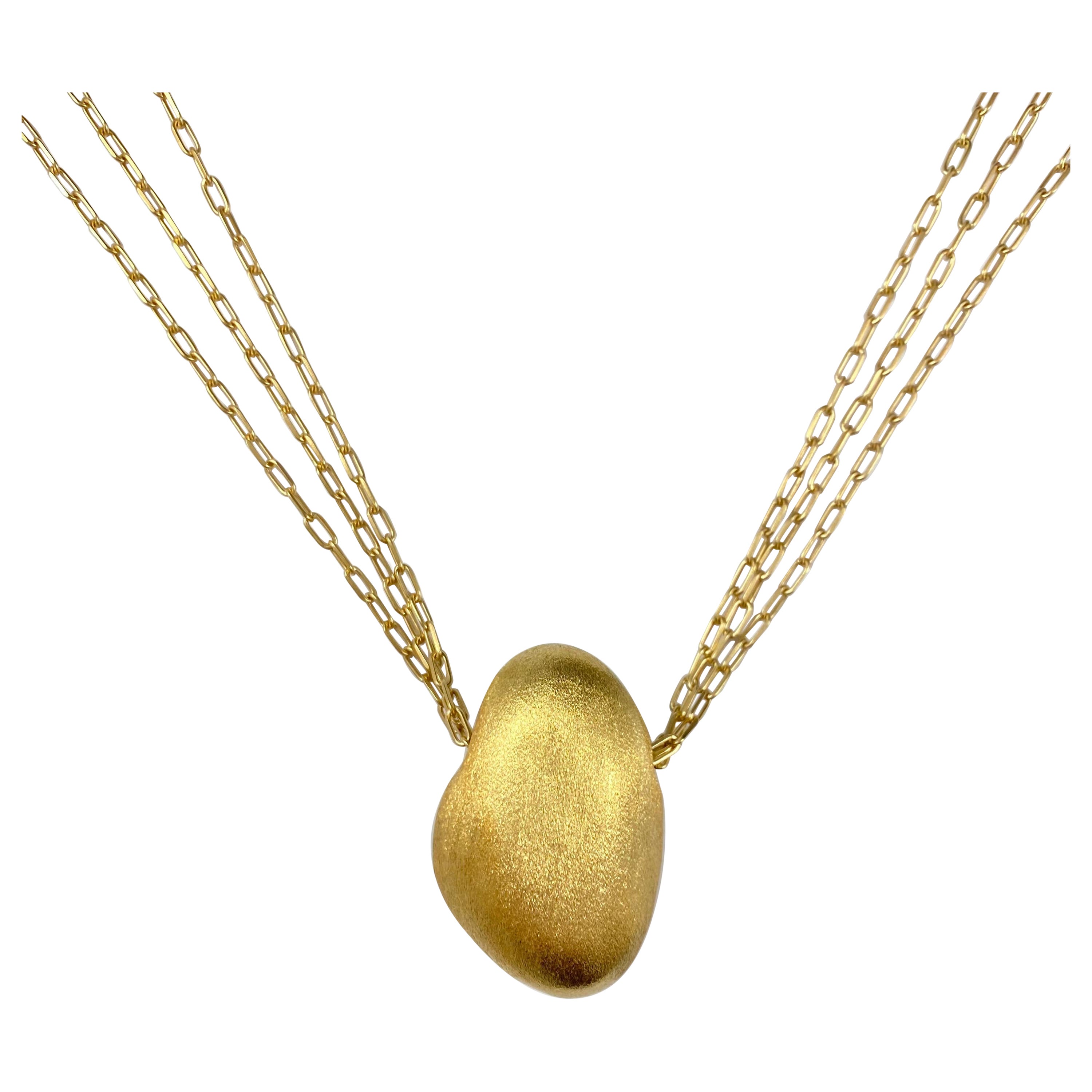 H. Stern Textured Golden Stone Pedras Roladas Maior Pendant Necklace Yellow Gold For Sale