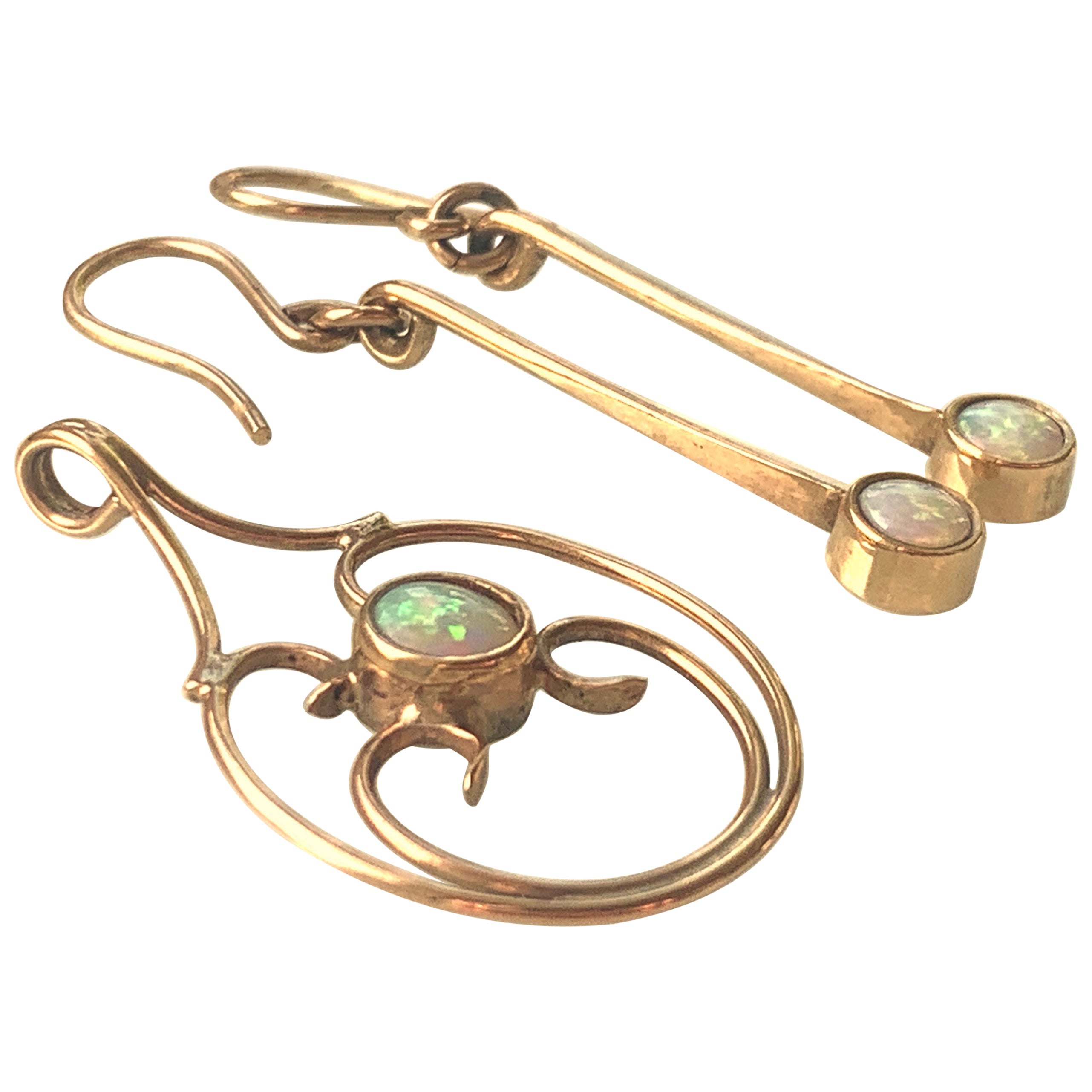 9ct Gold Opal Pendant & Matching Earrings