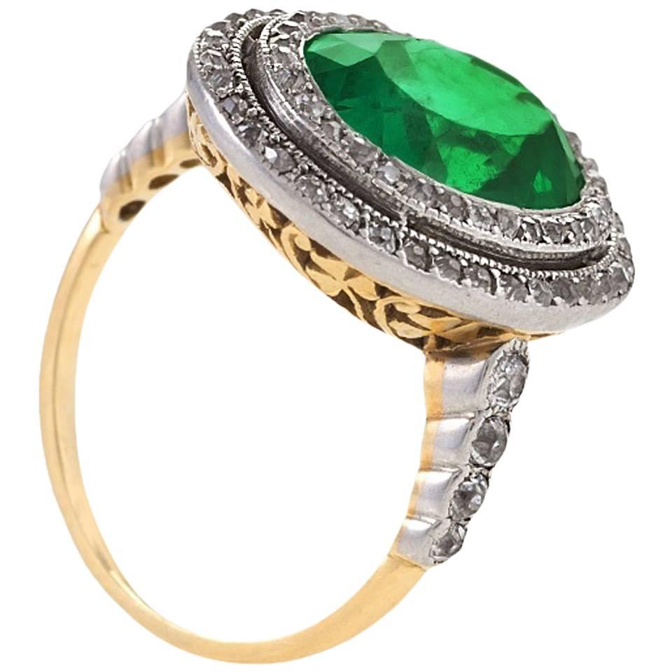 Colombian Emerald and Diamond Halo Ring 