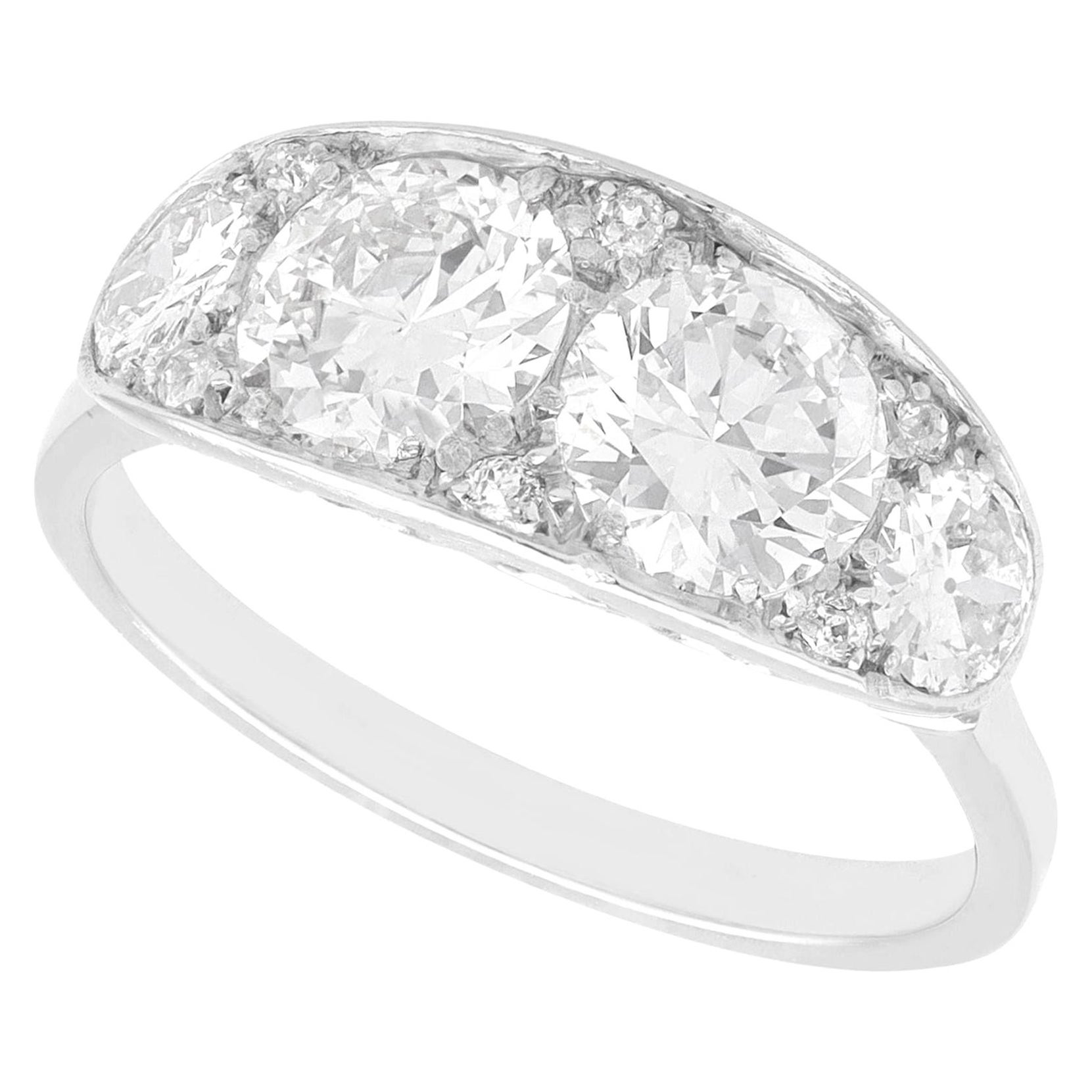Anillo de vestido vintage de oro blanco de 18k y diamantes de 2,72 quilates