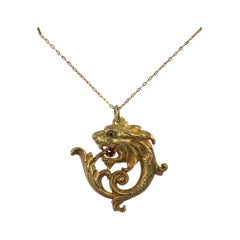 Collier pendentif Griffin Belle Époque ancien en or 14 carats avec grenat dragon