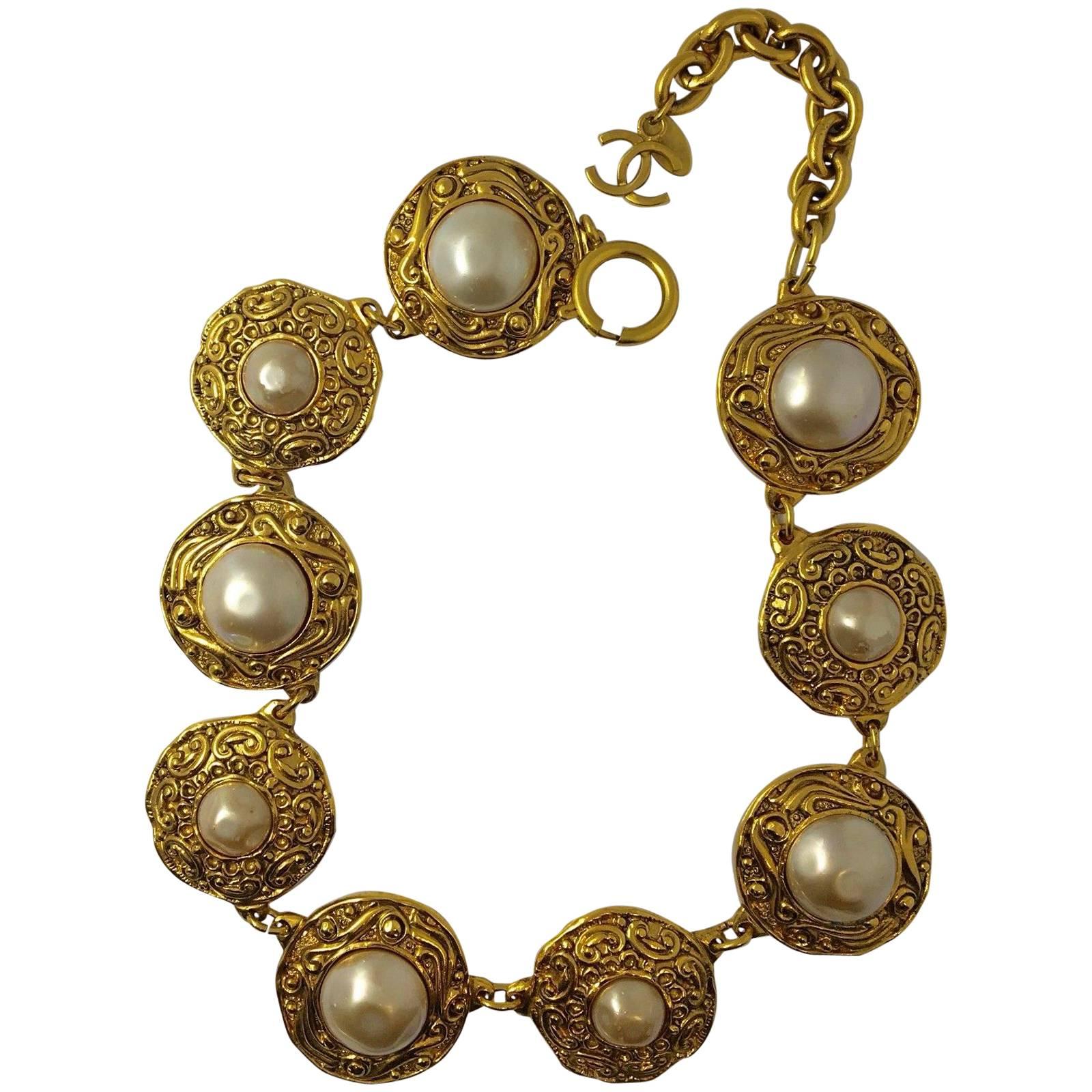 Chanel Vintage Gold and Faux Pearl Chain Necklace For Sale