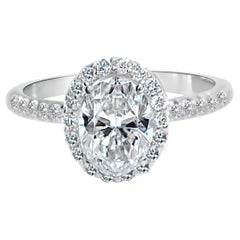 1 CT Ovaler Diamant Halo-Ring