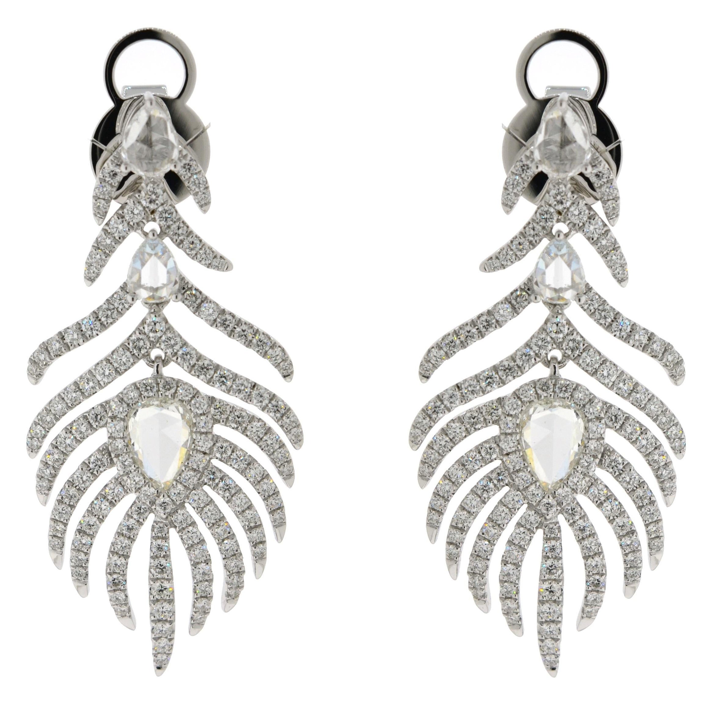 JR Peacock Feather 18 Karat White Gold Earring