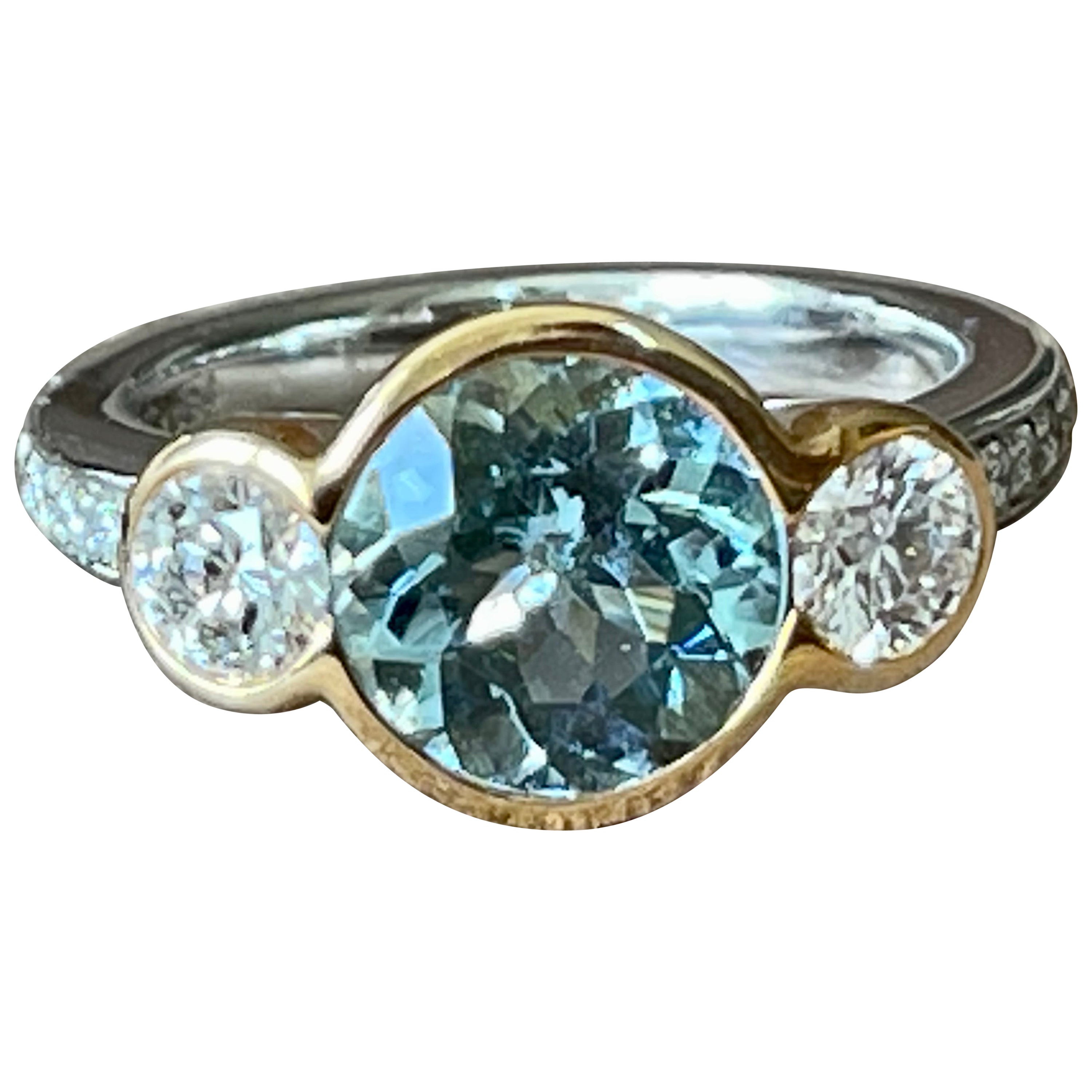 18 K White and Rose Gold Three Stone Ring Aquamarine Diamonds Gübelin Lucerne For Sale