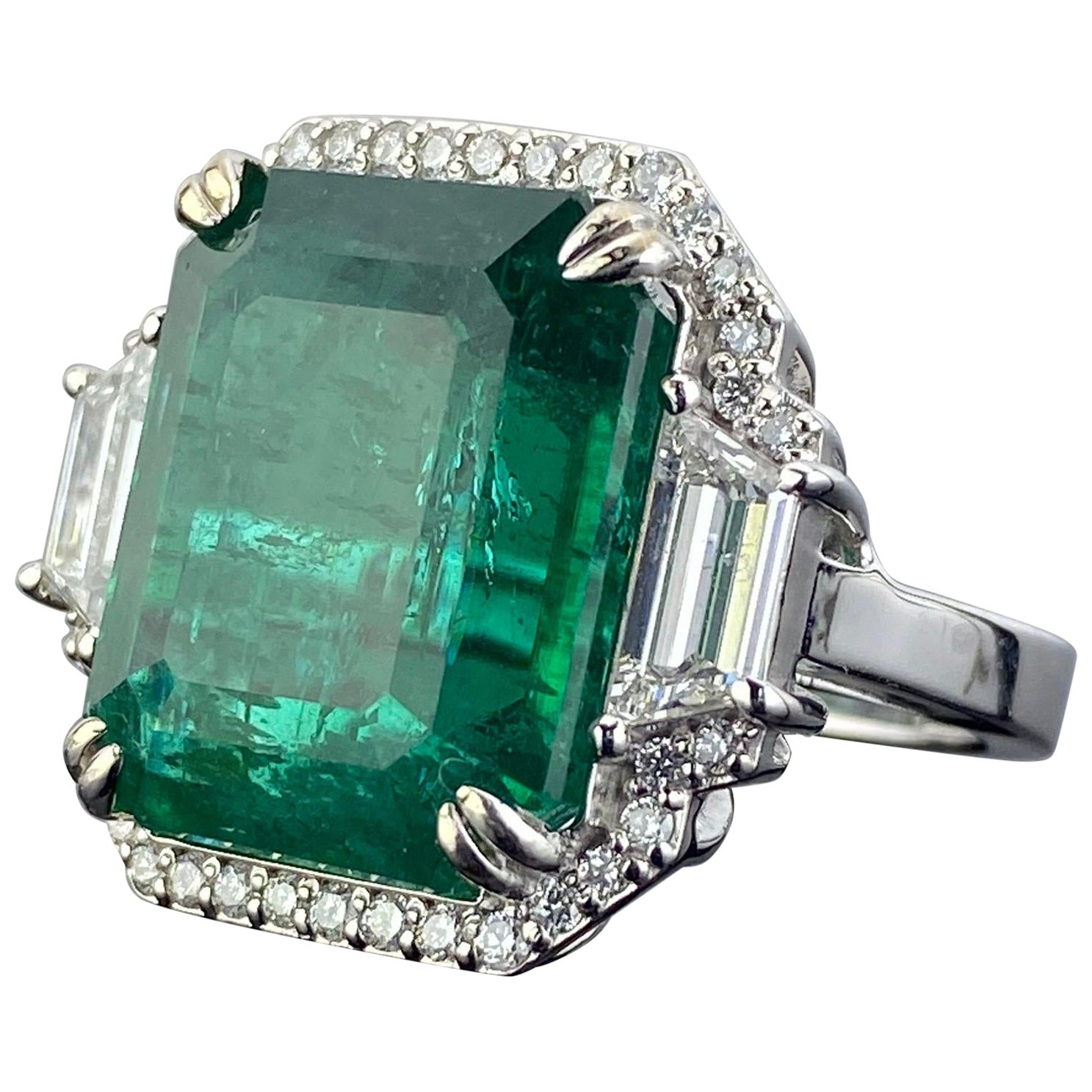 Certified 21.27 Carat Emerald and Diamond Three Stone Cocktail Ring