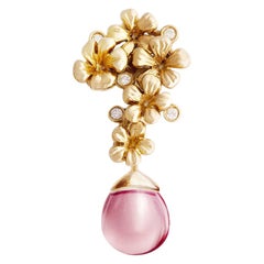 18 Karat Yellow Gold Plum Blossom Brooch with Diamonds and Pink Quartz