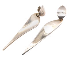 Georg Jensen and Nanna Ditzel per Georg Jensen, orecchini a goccia in argento n. 128a, circa 1968