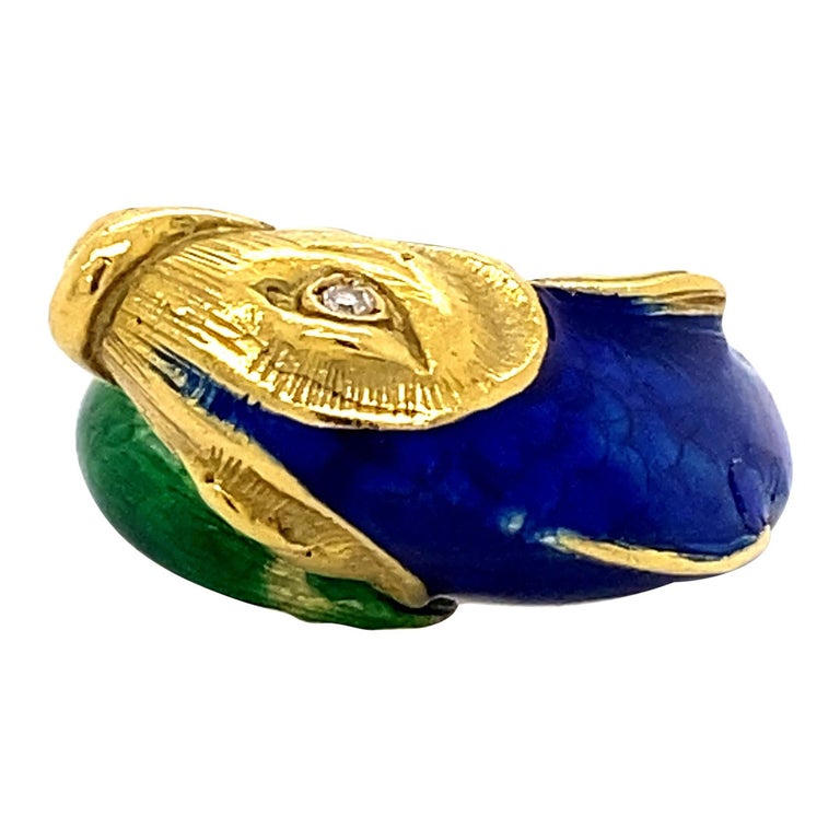 Enamel 18k Yellow Gold and Diamond Fish Ring For Sale at 1stDibs