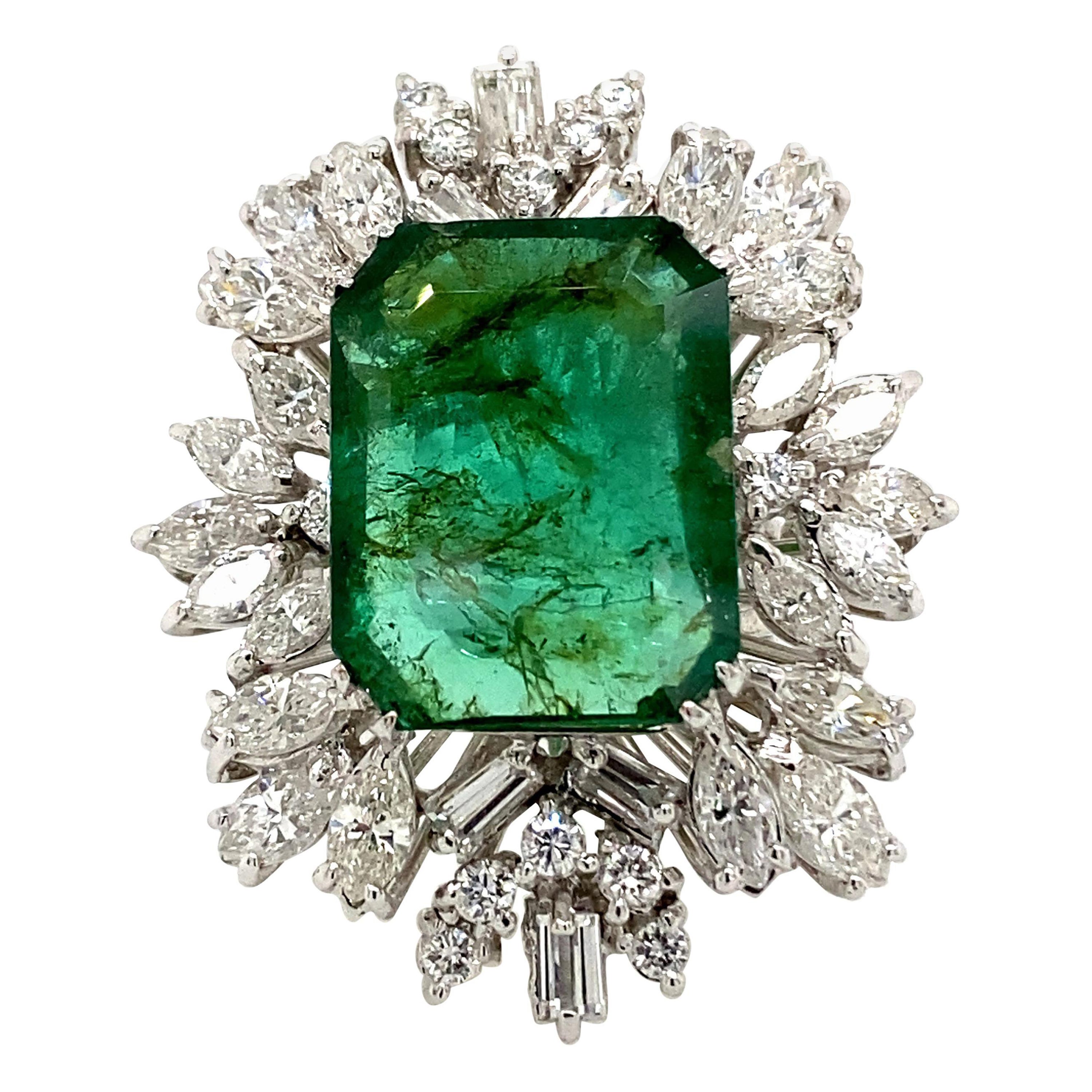14.10 Carat Emerald with Diamonds Vintage Ring 18 Karat White Gold