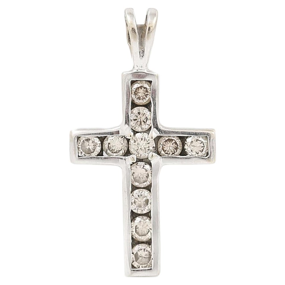 18ct White Gold 0.34ct Diamond Cross Cruciform Pendant Charm