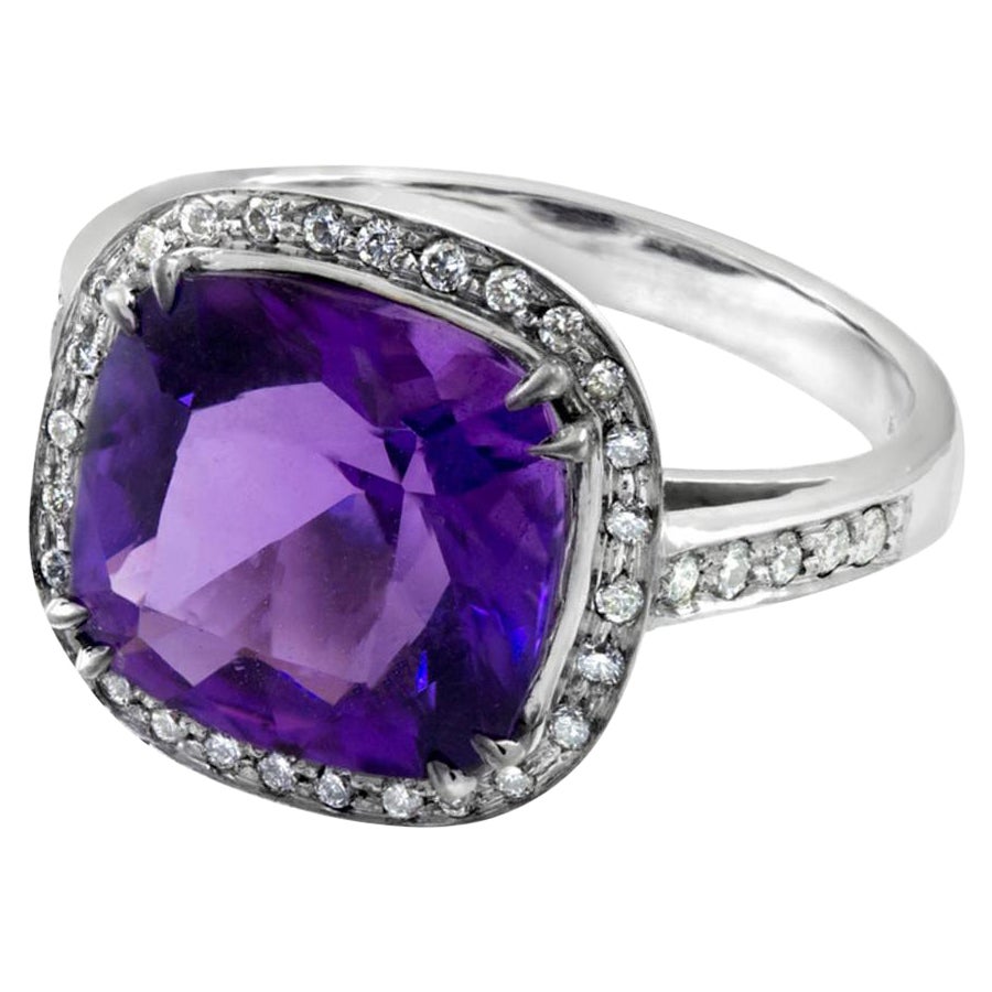 Annellino Italian Fine Jewellery Cushion Amethyst and White Diamond Gold Ring For Sale