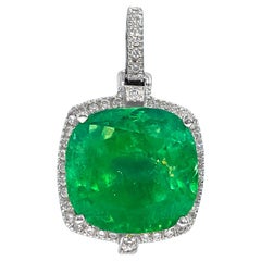 9.65 Carat Colombian Emerald & Diamond 14K Gold Necklace