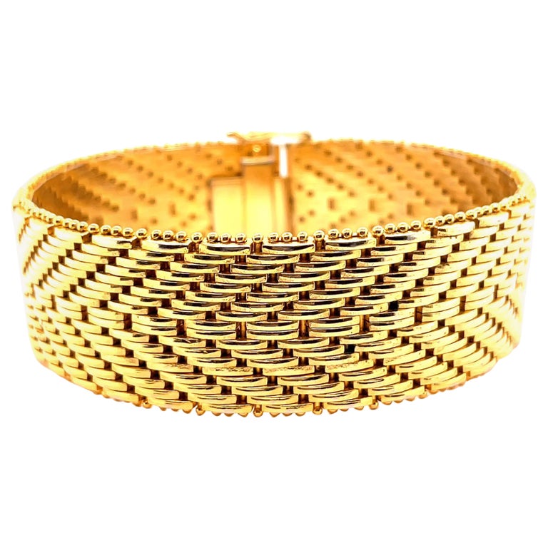Vintage 18 Karat Gold Mesh Bracelet For Sale at 1stDibs